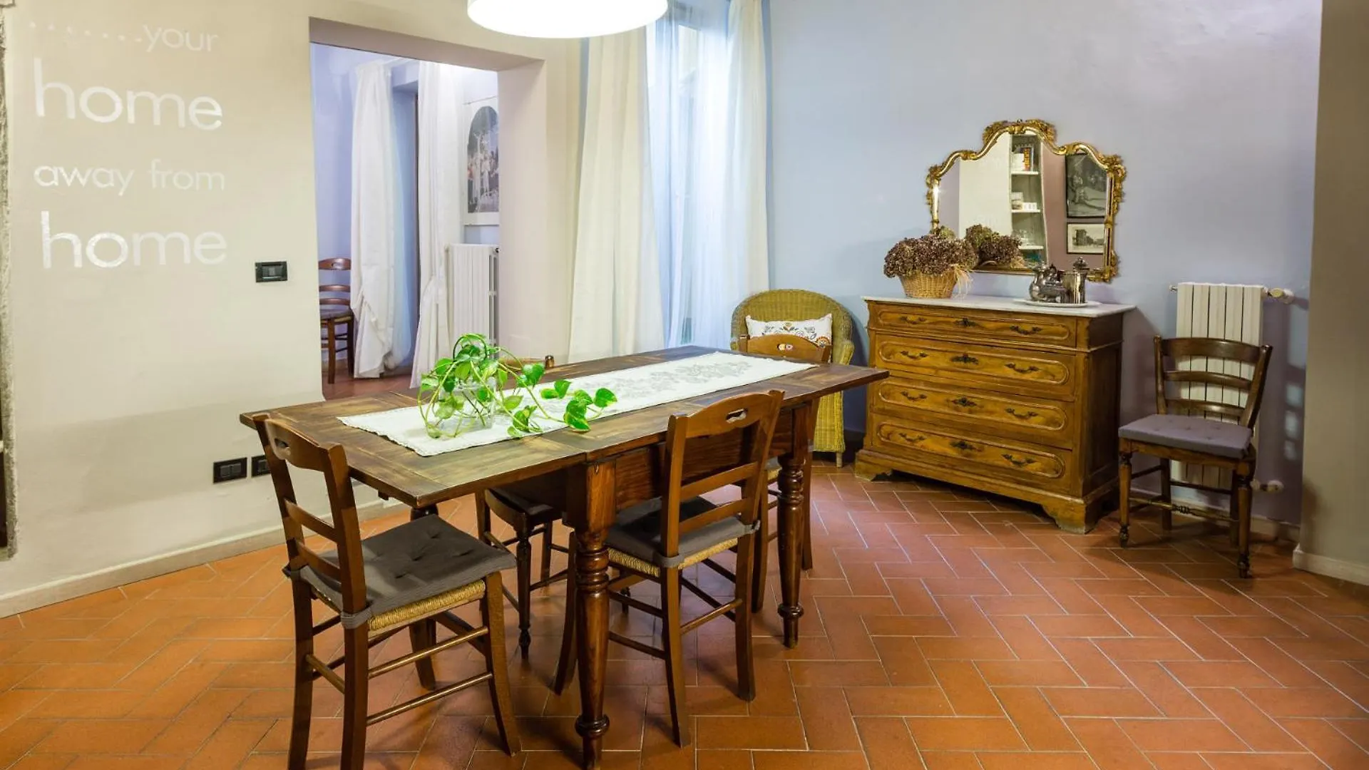 San Frediano Charming Apartment Florence Italy