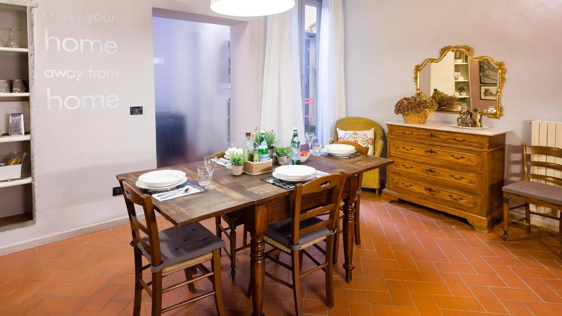 San Frediano Charming Apartment Florence