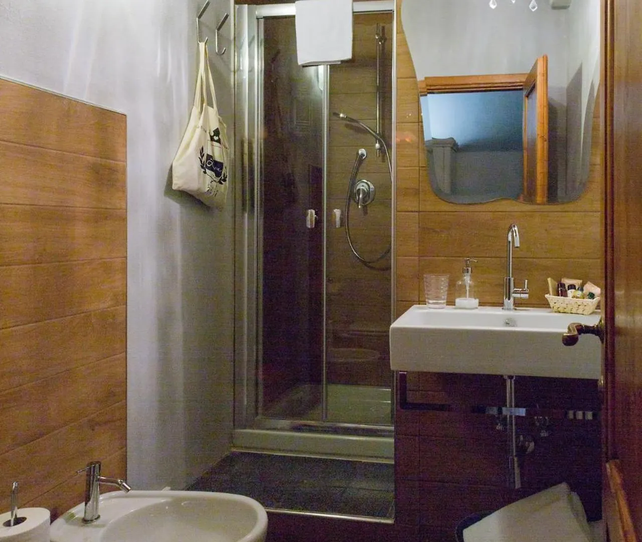 San Frediano Charming Apartment Florence