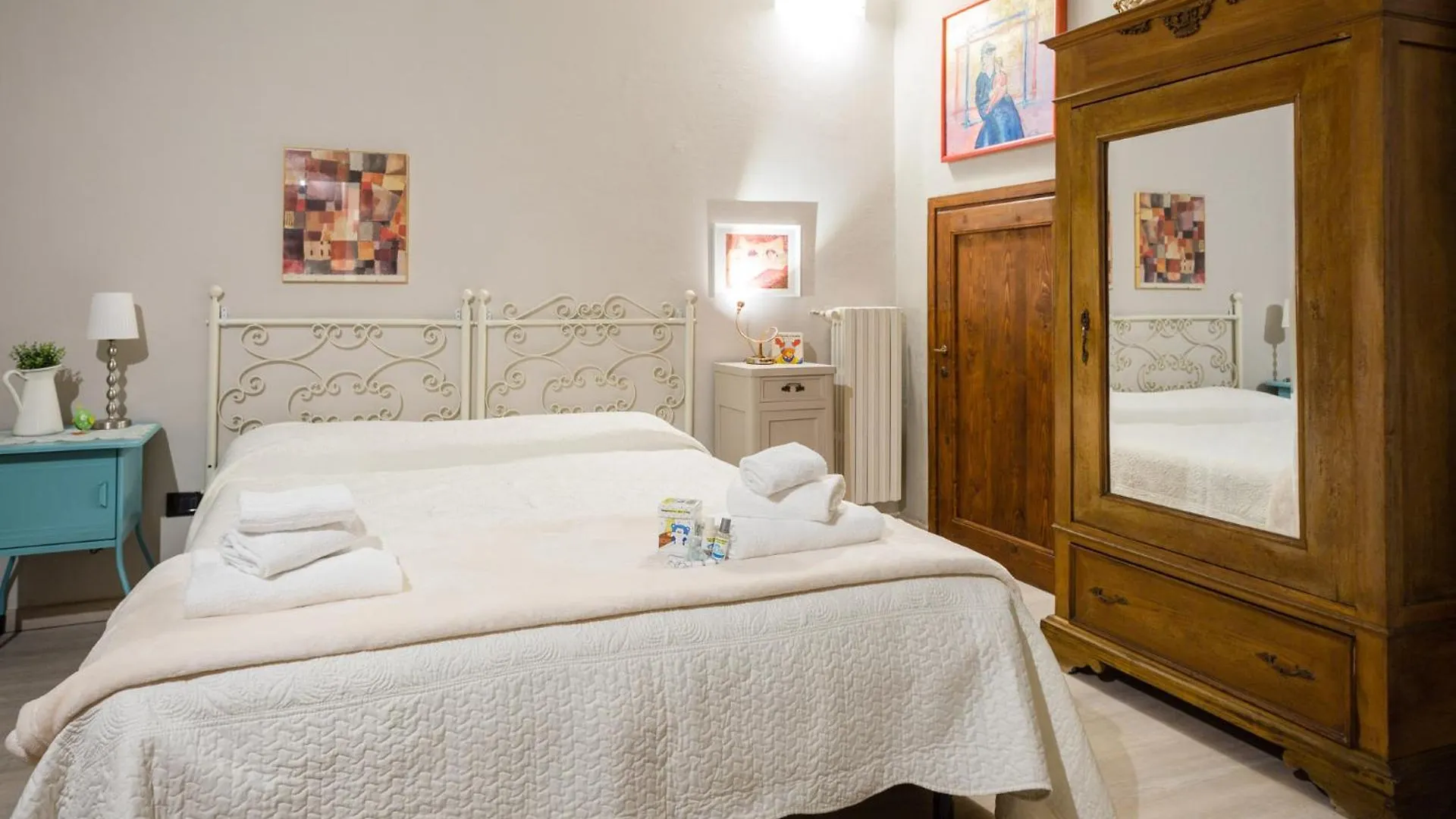 San Frediano Charming Apartment Florence Italy